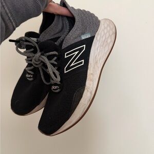 New Balance Roav Black and Gray Sneakers